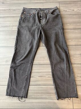 Women’s levis 501
